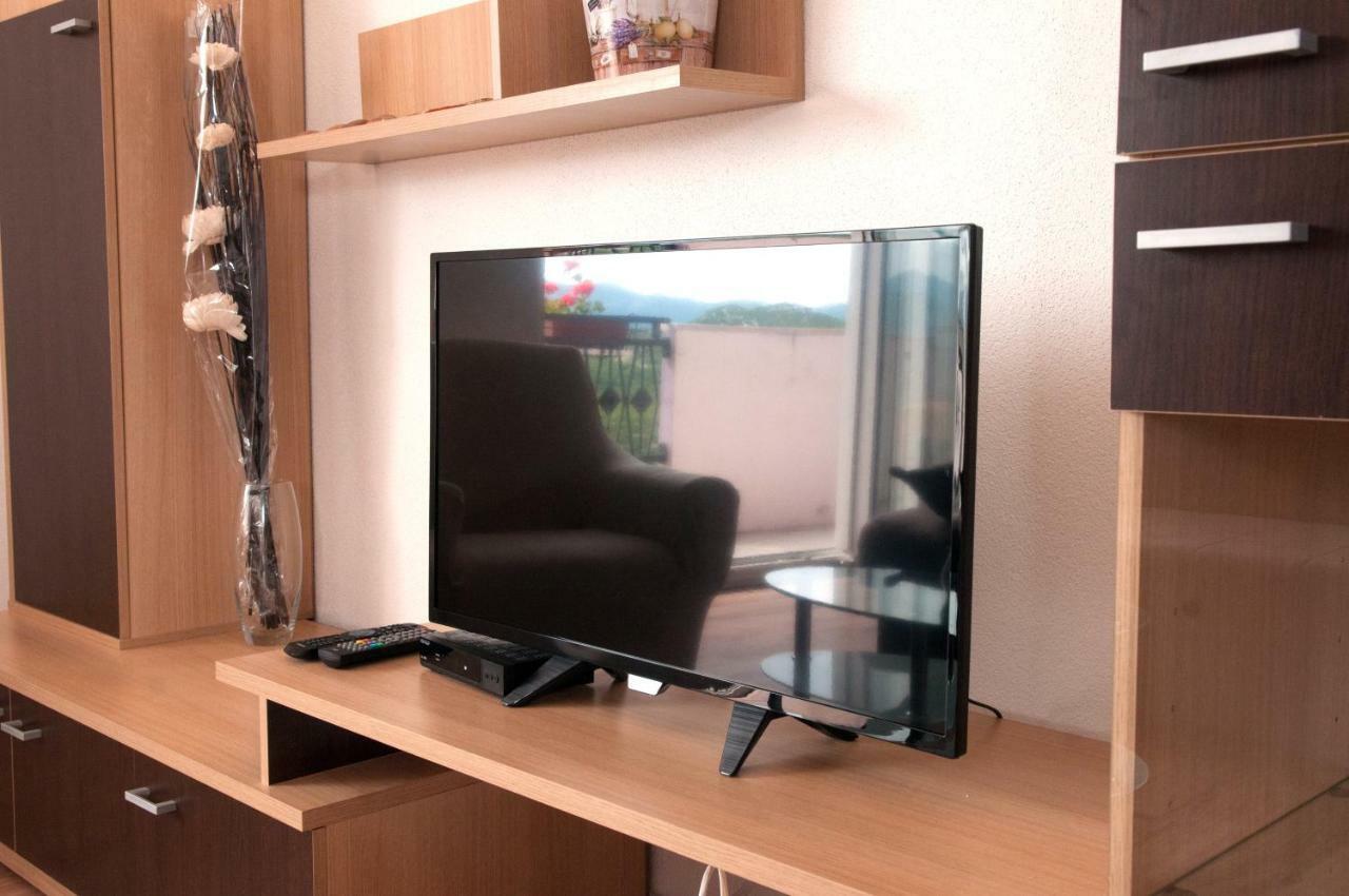 Apartment Kraljevic Blato na Cetini Ngoại thất bức ảnh