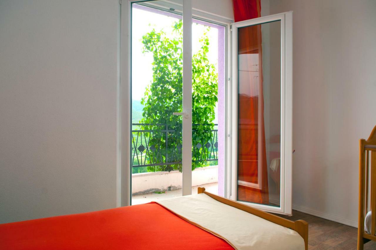 Apartment Kraljevic Blato na Cetini Ngoại thất bức ảnh